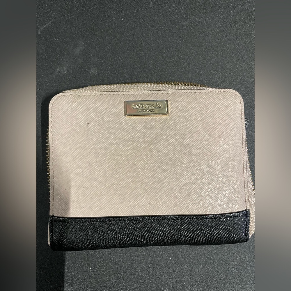 KATE SPADE SMALL PINK WALLET